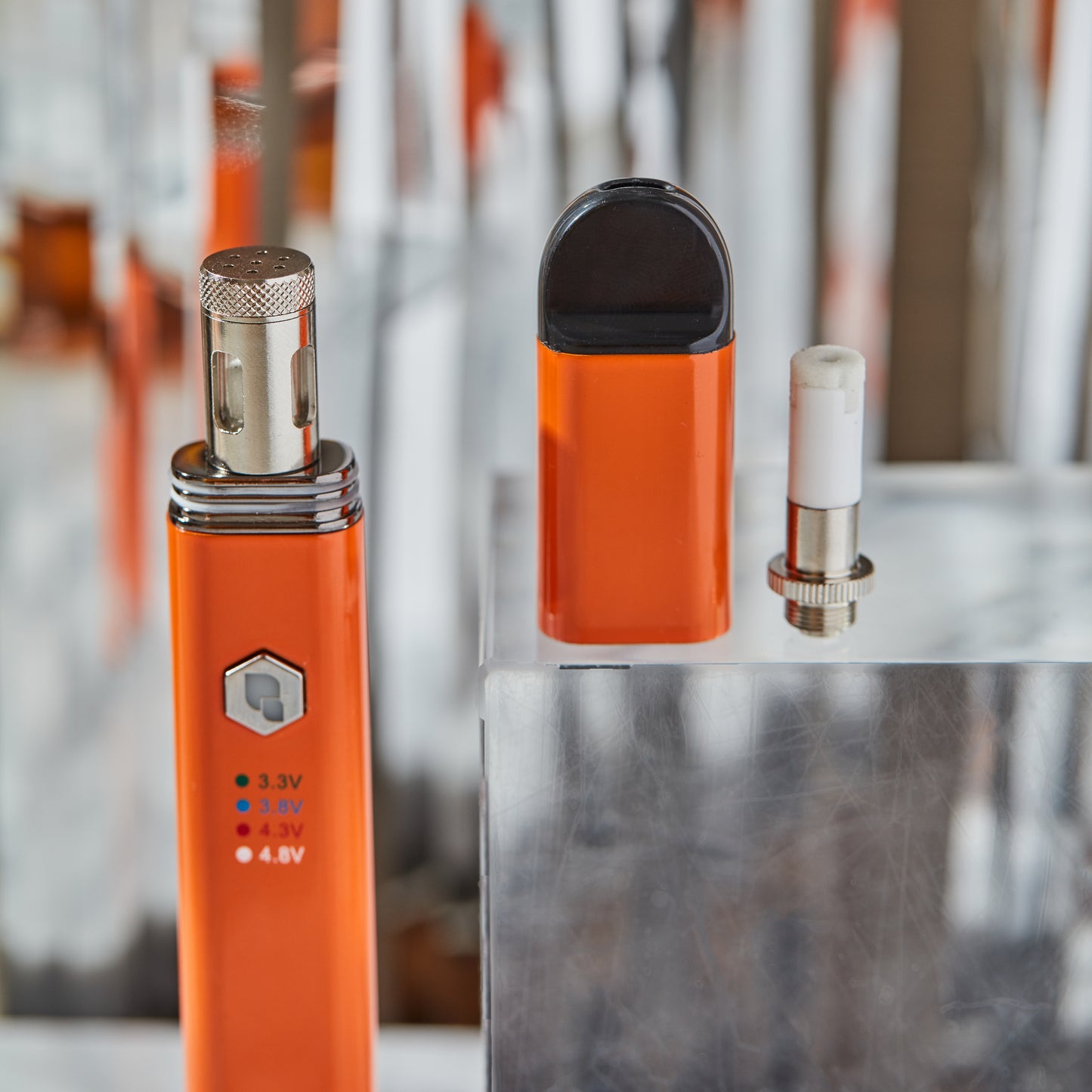 The Kind Pen Jiggy 3-in-1 Oil Cartridge Vaporizer & E-Nail